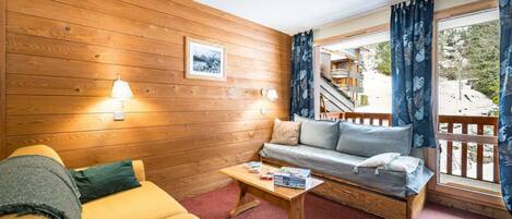 Téléviseur, livres