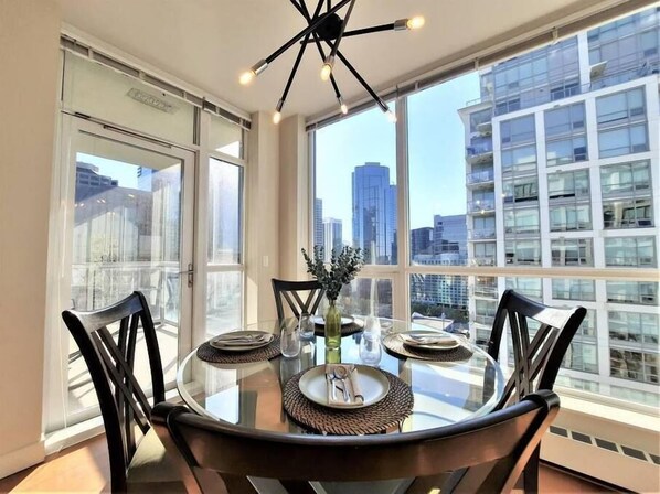Dining - Luxury Condo by River w/City Views (Calgary)