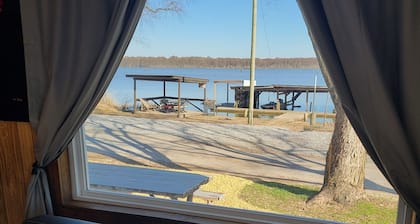 lake shower house with private boat dock free coffee wifi parking boat parking.