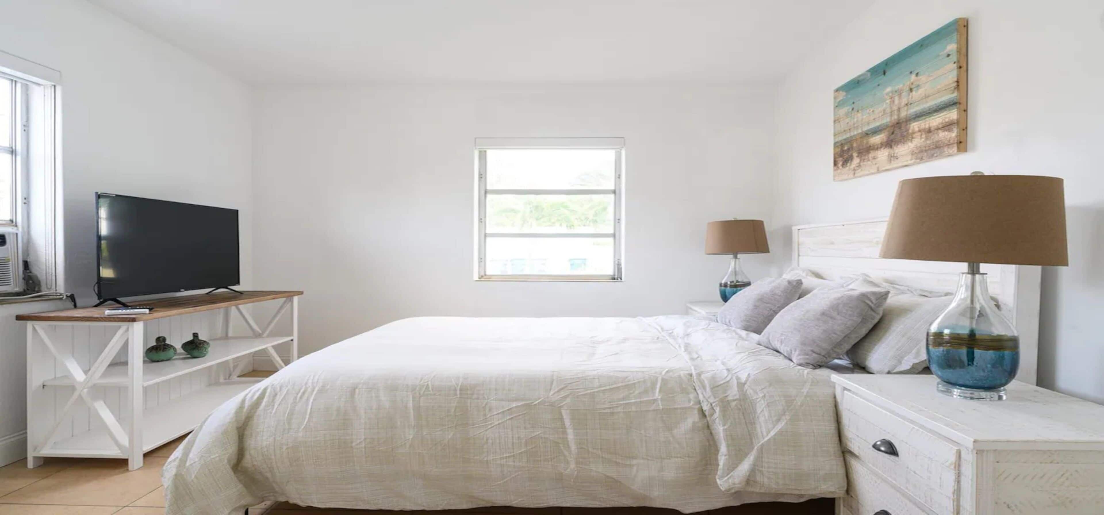 In-room safe, iron/ironing board, free WiFi, bed sheets