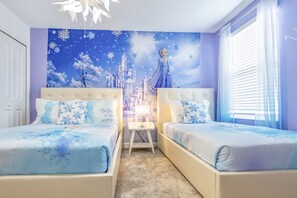 9 chambres, fer et planche à repasser, lit de bébé portatif, Wi-Fi