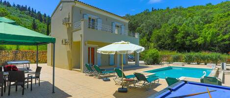 3 عدّة غرف نوم