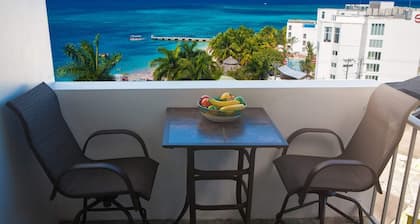 Beach View Vacation Condo Best Location
