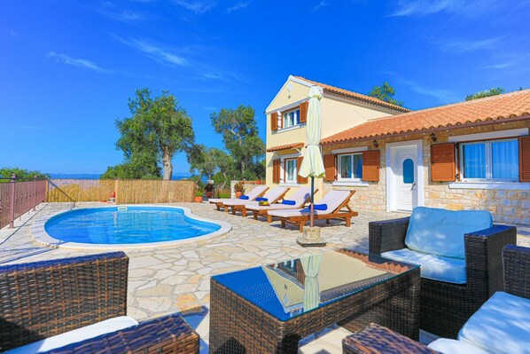 Villa | 2 bedrooms, WiFi - Villa Isavros in Paxi (Paxos)