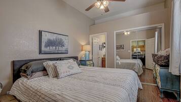 1 多间卧室、免费 WiFi、床单