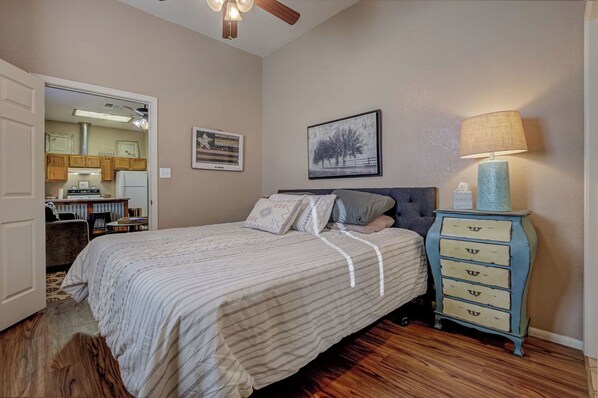 1 bedroom, free WiFi, bed sheets