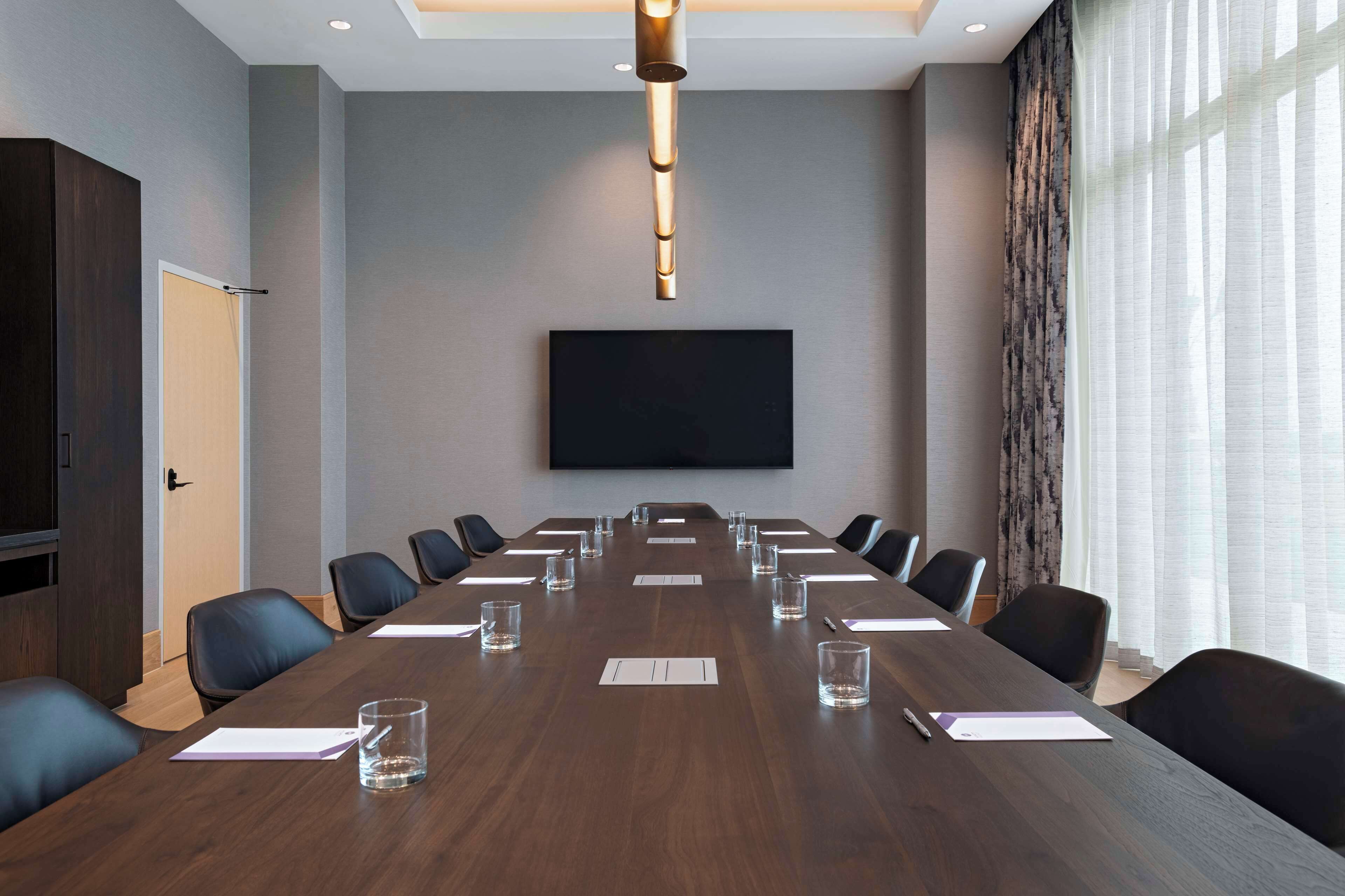Meeting facility