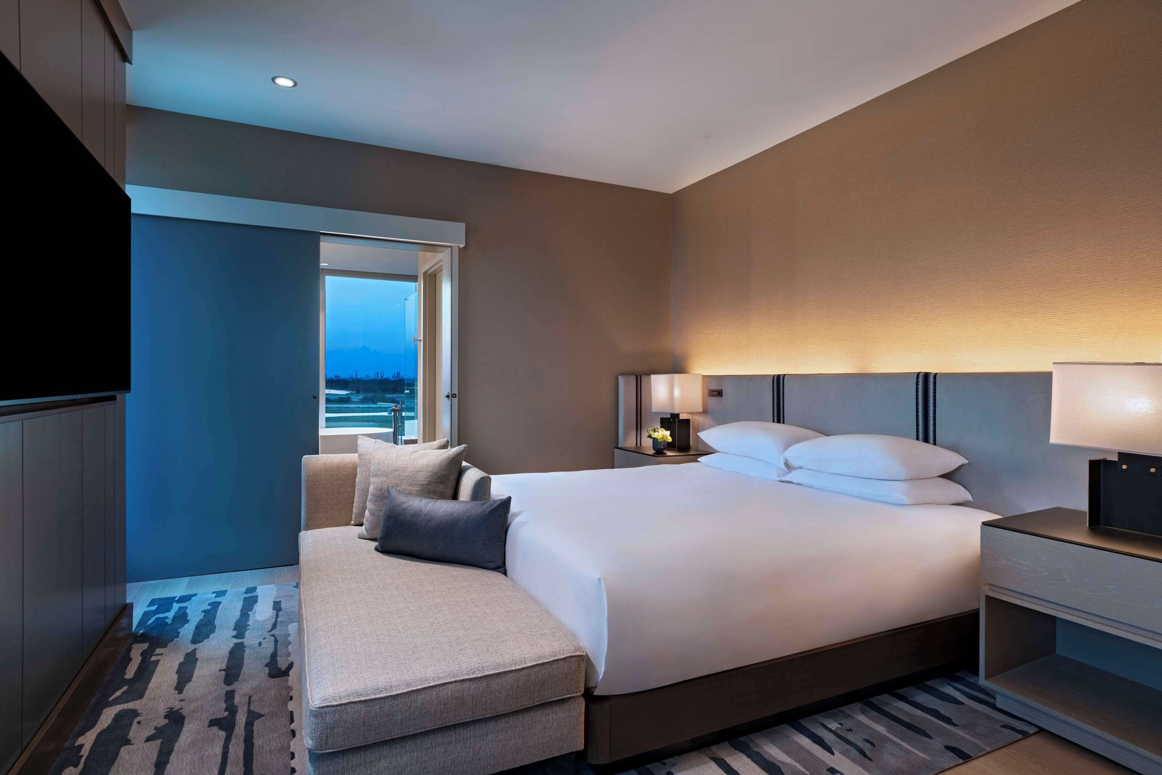 Down comforters, minibar, in-room safe, desk