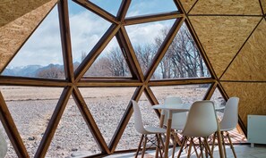 Chambre Triple Premium | Vue de la chambre