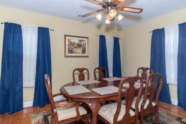 Unclassified image, 1 of 17, button