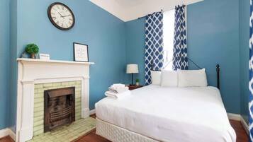 2 chambres, fer et planche à repasser, Wi-Fi, draps fournis