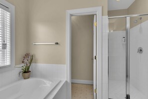 Bathtub