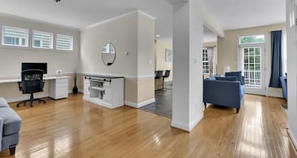 Luxurious Stylish 5BD+Office/13Mins IAD Airport