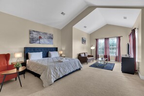 5 makuuhuonetta, työpöytä, ilmainen Wi-Fi