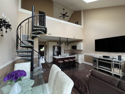Golf Front | Mountain Views | Updated | Modern
