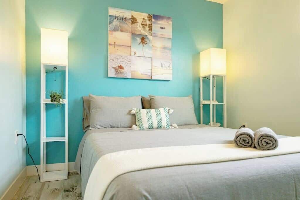 3 dormitoris, planxa i posts de planxar, un bressol de viatge i wifi 