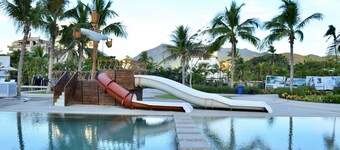 Luxury Oceanfront Condo in Manzanillo