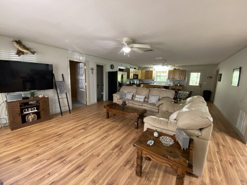 Wooded Bliss at Lake Sam Rayburn