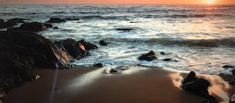 Beautiful Oceanfront Home With Spectacular Views. 17 steps to the beach!