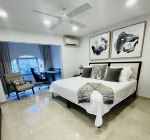 2 bedrooms, desk, iron/ironing board, free WiFi