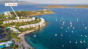 På stranden