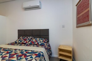Basic Studio | 1 bedroom, desk, laptop workspace, free WiFi