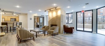 Steps to Metro Apartments in Arlington