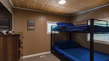 2 bedrooms, iron/ironing board, travel crib, WiFi