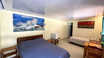 Standard Room | Free WiFi, bed sheets