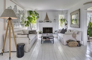 Älytelevisio, takka, tietokoneen näyttö