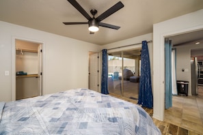 4 habitaciones, escritorio, tabla de planchar con plancha y wifi gratis 