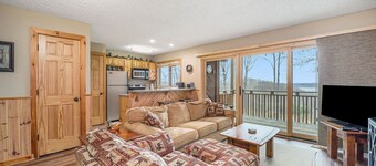 Stunning Lake Bellaire Views! 2 Bedroom Condo in Summit Village