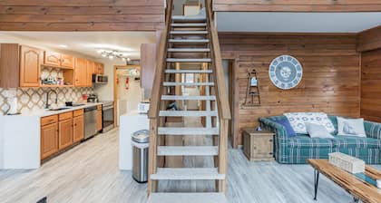 Your Personal Ski & Lakefront GETAWAY!