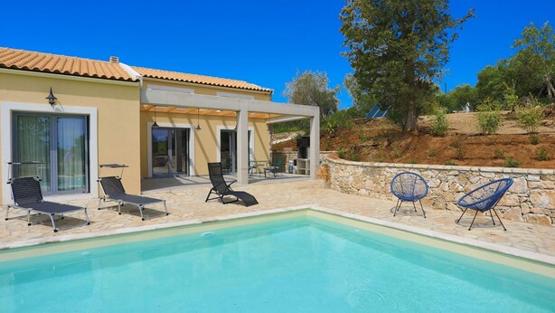 Unclassified image, 1 of 24, button - Villa Christina in Poulades (Corfu)