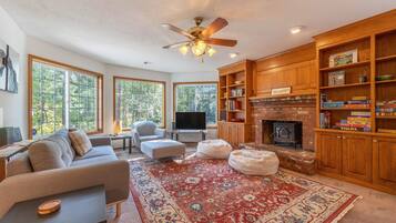 House, 3 Bedrooms | Interior