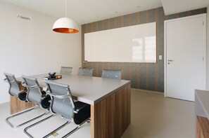 Studio | WiFi - Jp039 Jacques Pilon Residence (São Paulo)