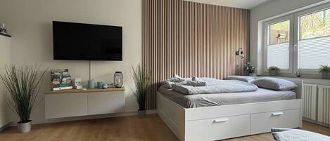 1 bedroom, free WiFi, bed sheets