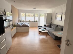 تلفزيون ذكي، كُتُب