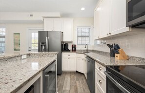 Fridge, microwave, oven, stovetop - Beach House (714) 200ft to beach ~ Sleeps 20 (Ocean City)