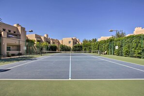 Sports court - Unwind Poolside! Unit 10 Mi to Old Town Scottsdale (Scottsdale)