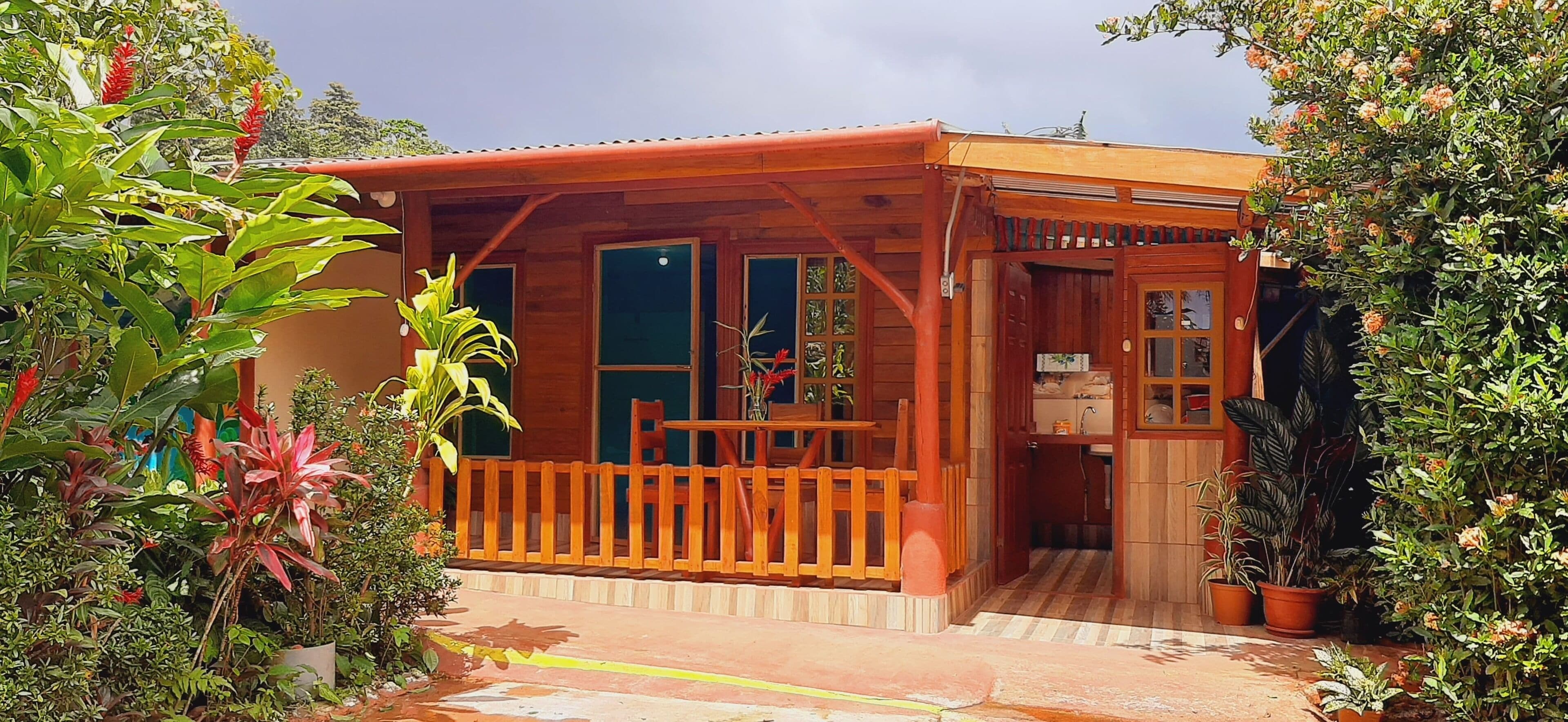 Vierpersoonskamer, 2 queensize bedden | Hypoallergeen beddengoed, individueel gedecoreerd