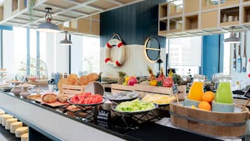Daily buffet breakfast for a fee