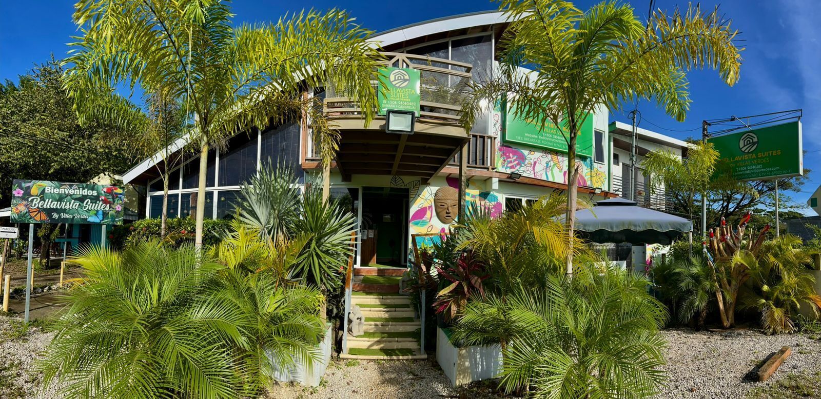 Mặt tiền nơi lưu trú