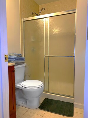 Ensemble baignoire-douche