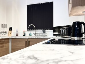 Microwave, oven - The Temple Row Balcony Suite - in the heart of the city (Birmingham)