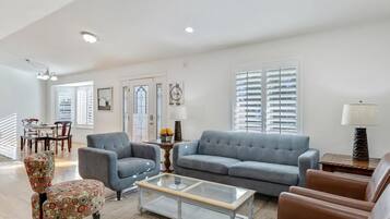 Main-floor family room with plenty of seating