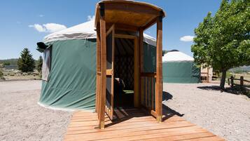 Moon Light Yurts A | Exterior