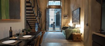 Hidden Gem|Loft at historic district with pool