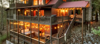 Scenic Mountain Views, Hot Tub Soaks, Fireside Chats, Loaded Game Room & Nearby Trails - Bar 5 Cabin