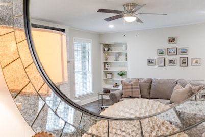 Recently Renovated | 4bd | Close to University